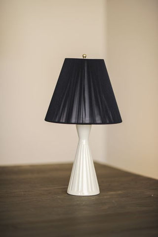 Vintage Deco Cream Lamp